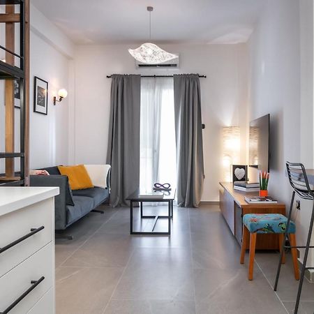 Glyfada Gallery Apartment Athena Bagian luar foto