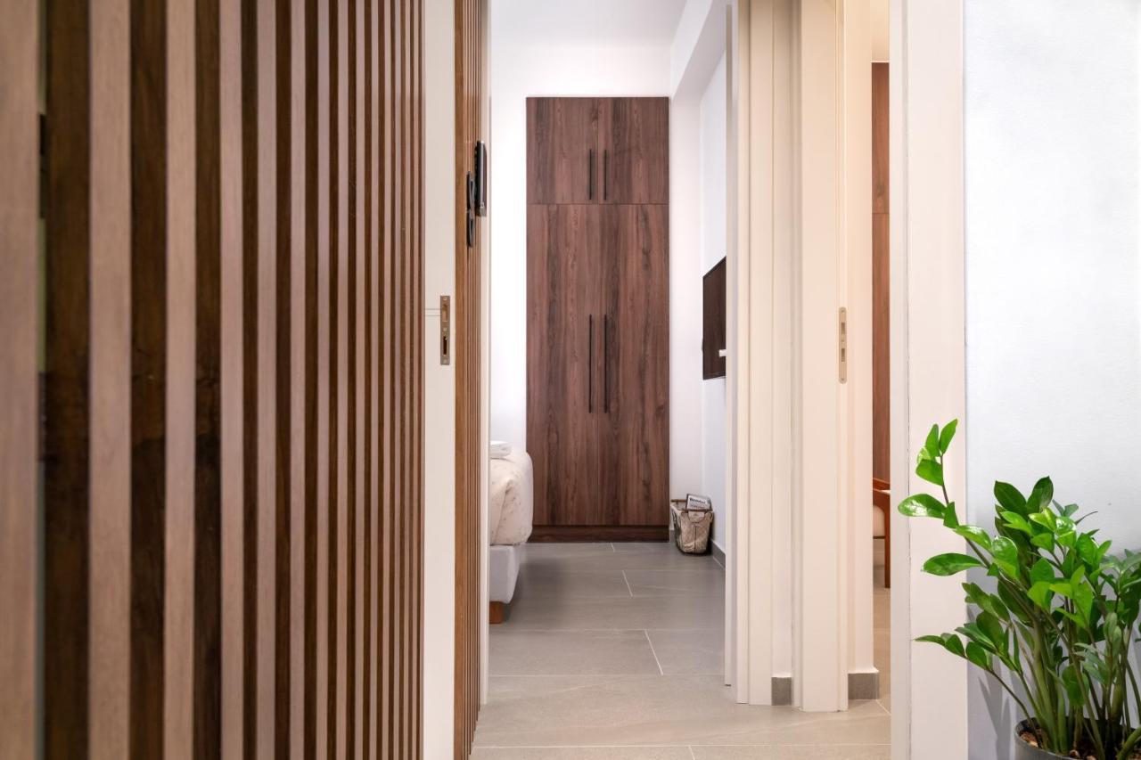 Glyfada Gallery Apartment Athena Bagian luar foto