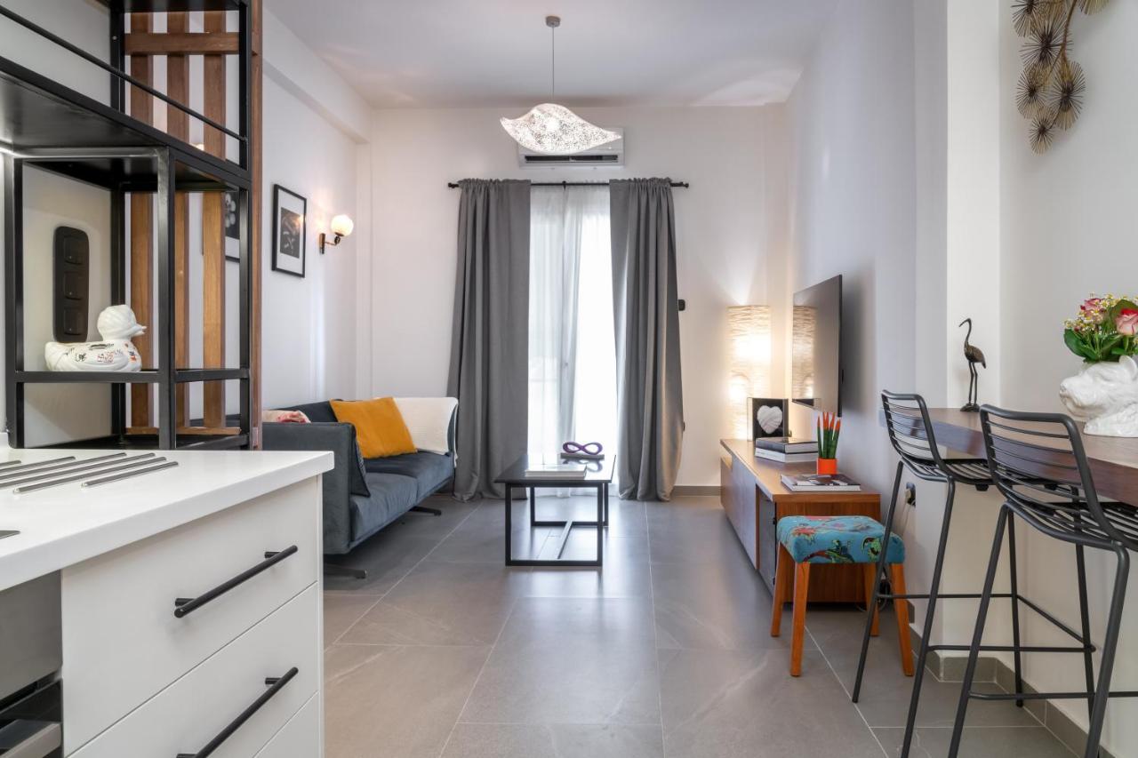 Glyfada Gallery Apartment Athena Bagian luar foto